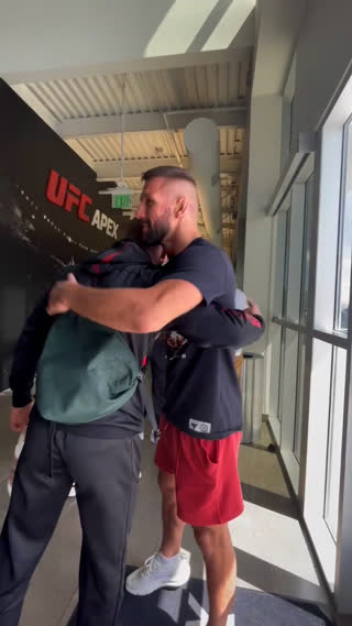 Первая встреча Рафаэля Физиева и Матеуша Гамрота перед UFC Вегас 79