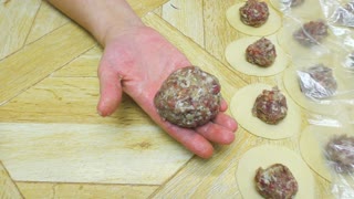 Калмыцкие пельмени - БЁРИКИ. Техника лепки и пошаговый рецепт