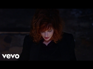 Премьера клипа! Mylène Farmer - Rolling Stone (25.02.2018)